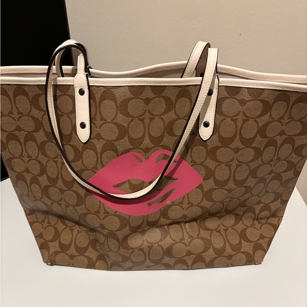 Coach Neverfull bag
